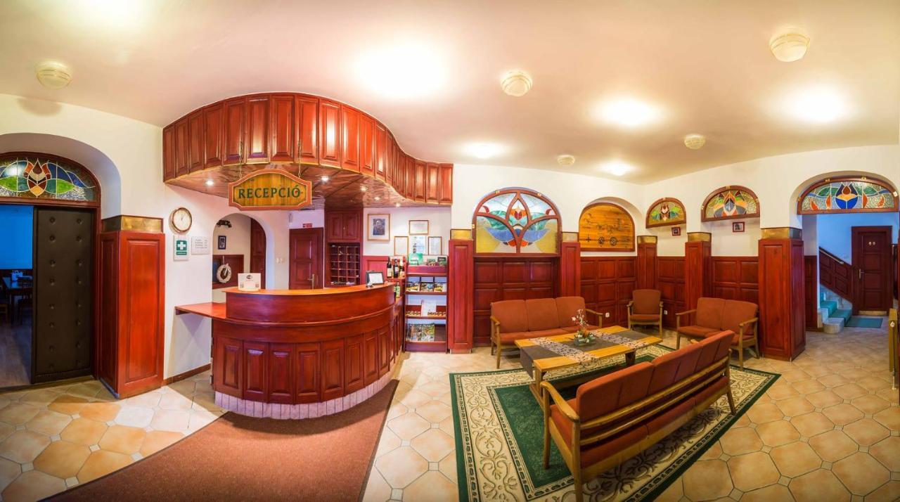 Tengerszem Hotel Es Etterem Josvafo Ngoại thất bức ảnh